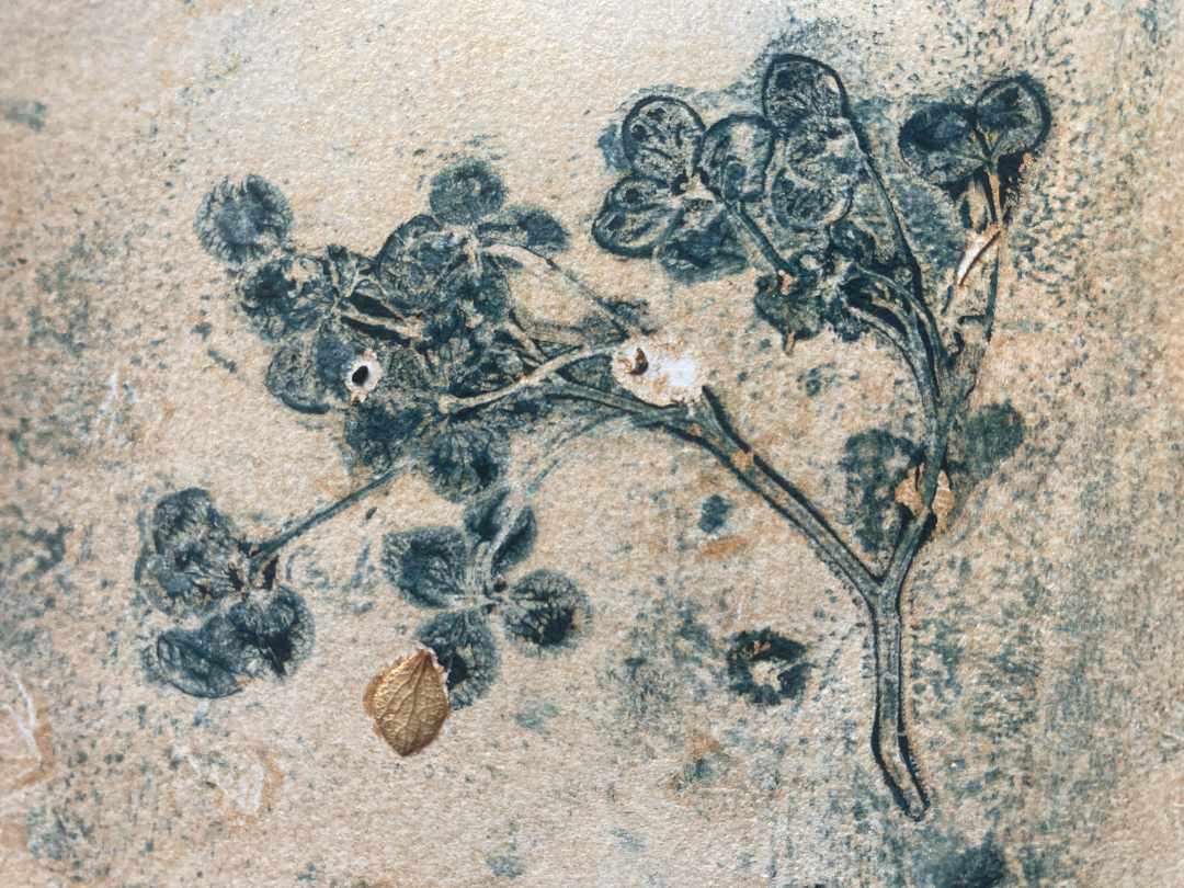 Wunderschöner floraler Gelliprint von Katja Noz. 